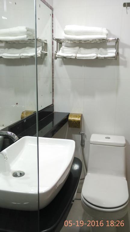 Malang City Boulevard Homestay Екстериор снимка