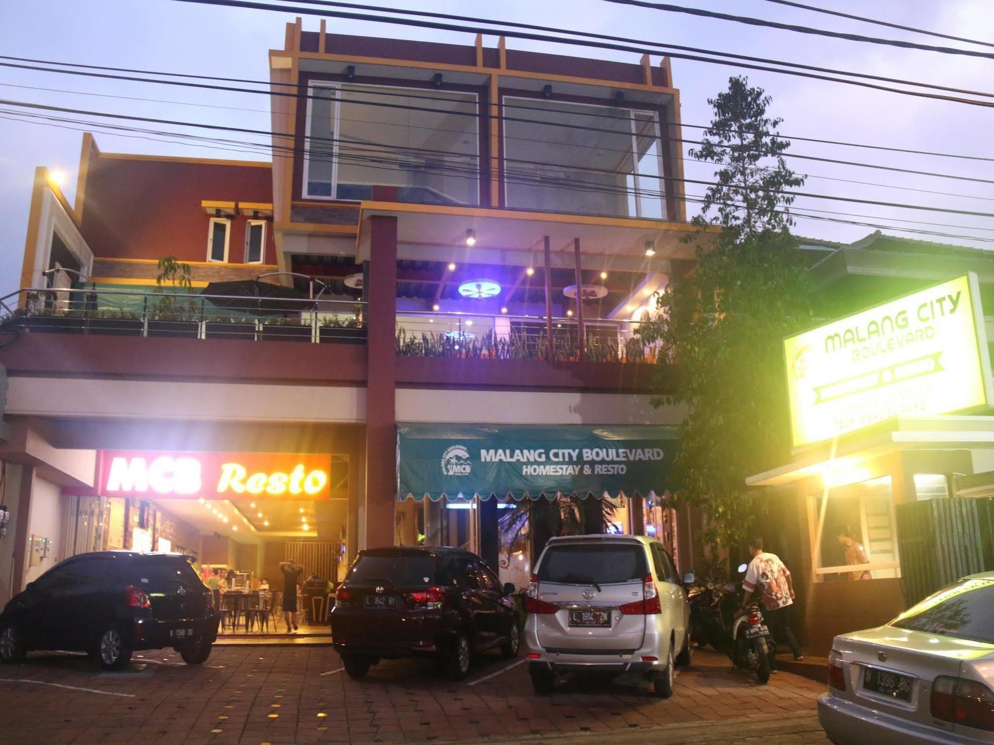 Malang City Boulevard Homestay Екстериор снимка