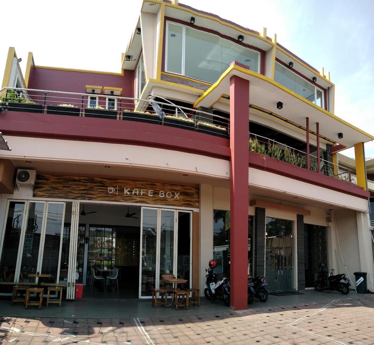 Malang City Boulevard Homestay Екстериор снимка
