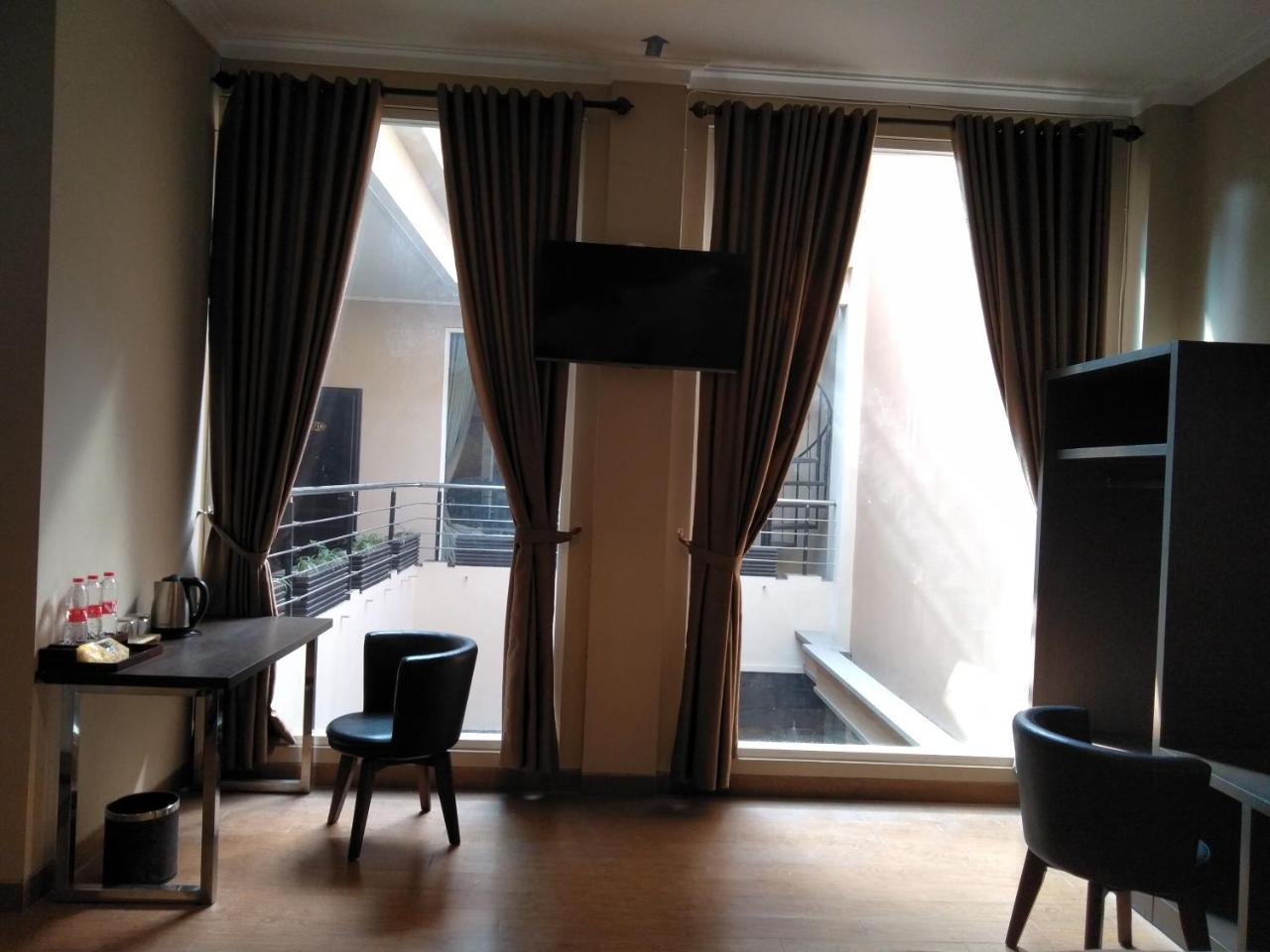 Malang City Boulevard Homestay Екстериор снимка