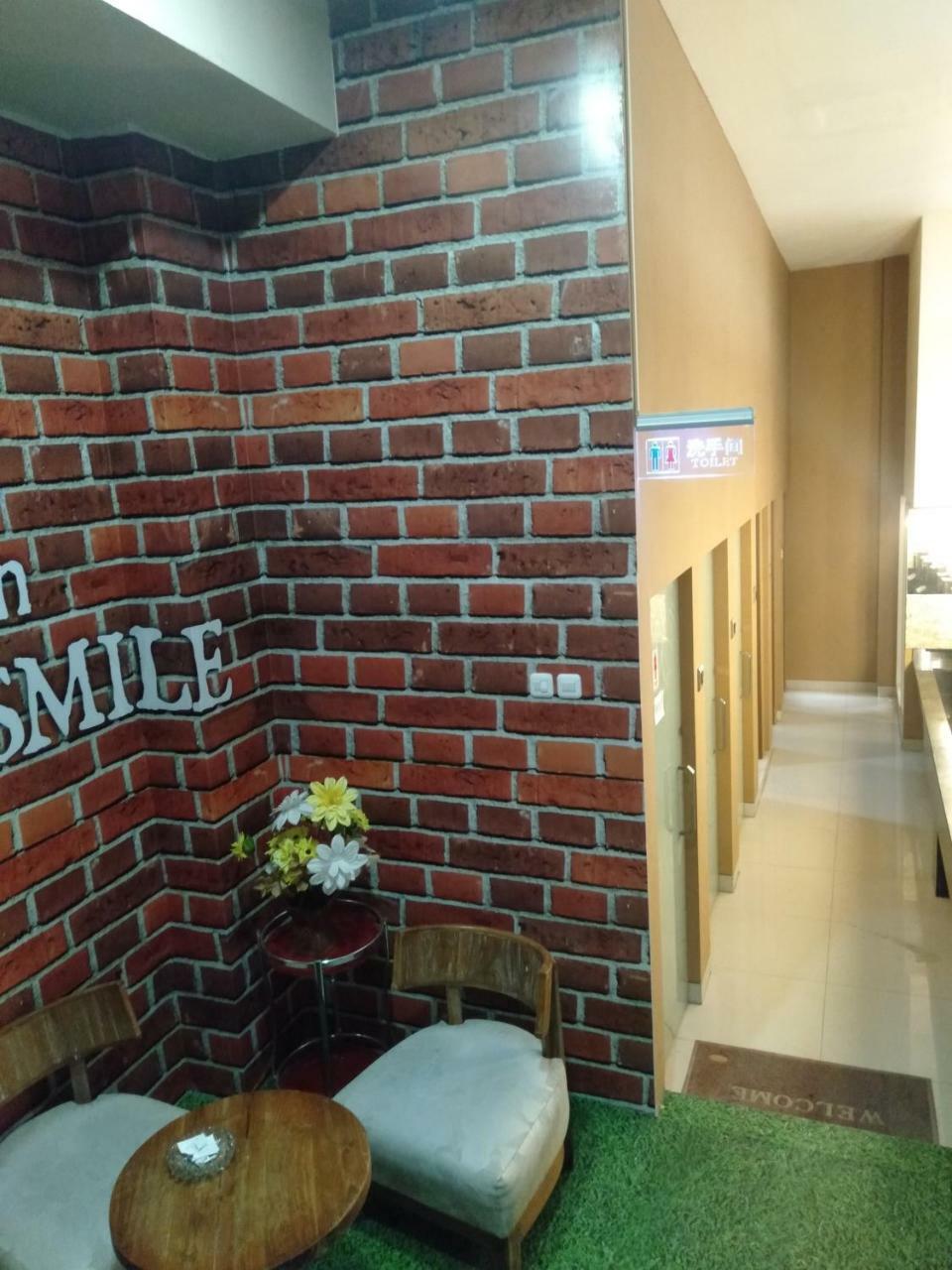 Malang City Boulevard Homestay Екстериор снимка